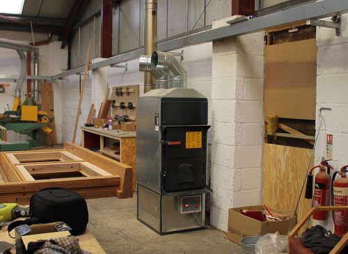 Fabbri F28 installed in a carpenter and joiner's workshop