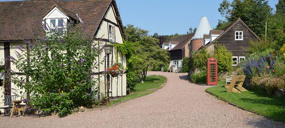 Whitewells Farm Cottages